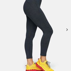 OV TechSweat Core 3/4 Leggings in Night